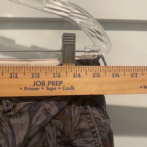 Abercrombie Fitch Chino Shorts Men’s 28 Grey Floral Jungle Tropical Preppy‎ - Picture 9 of 12